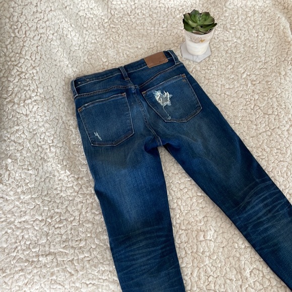 Madewell Women’s 9 inch High -Rise Skinny Jeans - Picture 6 of 9